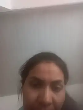 Snapshot of 02julieta chatting on December 16, 7:32 pm 02julieta online show from December 16, 7:32 pm