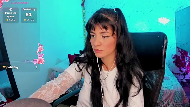 Snapshot of elissa_iris chatting on July 14, 2:05 am elissa iris online show from July 14, 2:05 am