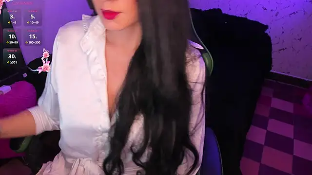 elissa iris online show from May 13, 2:51 am