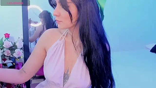 elissa iris online show from April 9, 1:40 am