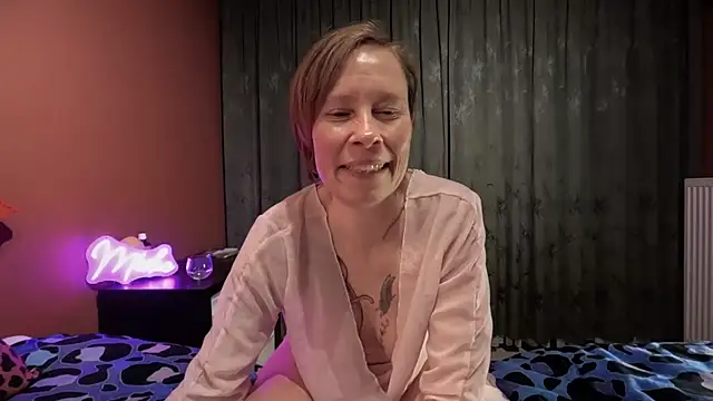 SexyExclusiveflower online show from October 17, 7:04 pm