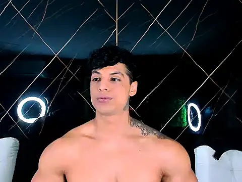 Owen Muzcle online show from January 9, 7:04 am