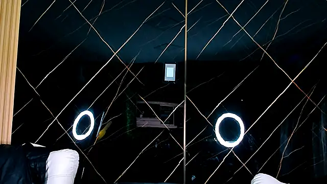 Owen Muzcle online show from October 19, 6:21 pm