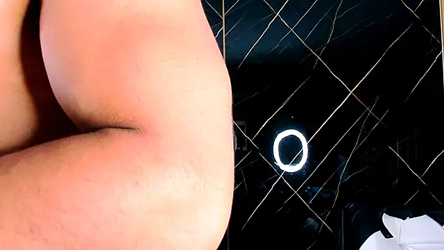 Owen Muzcle online show from October 25, 4:11 am