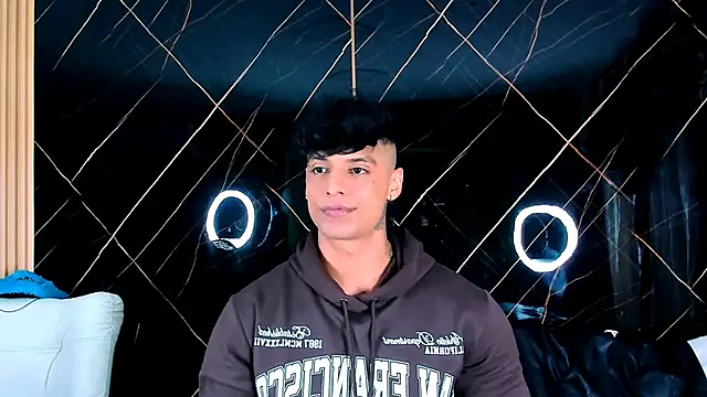 Owen Muzcle online show from November 1, 3:24 am