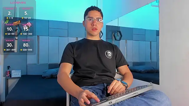 LiamNovak online show from November 30, 11:44 am