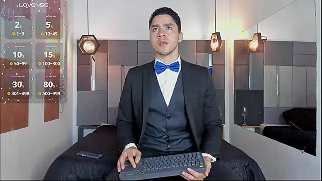 LiamNovak online show from January 19, 12:53 pm