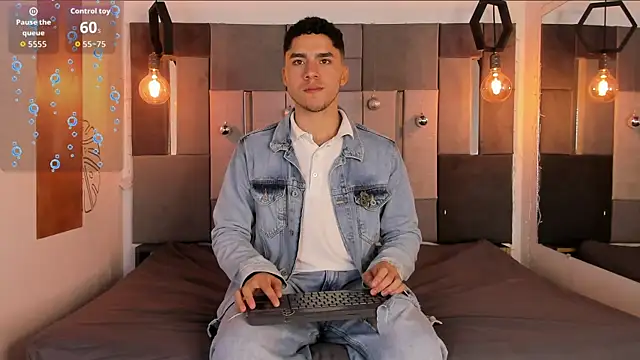 LiamNovak online show from December 20, 11:57 am