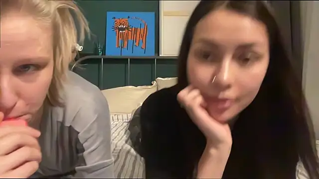 KatiKate online show from November 6, 3:49 pm