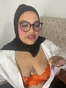 Snapshot of Mistyboobs chatting on October 14, 10:38 am Mistyboobs online show from October 14, 10:38 am