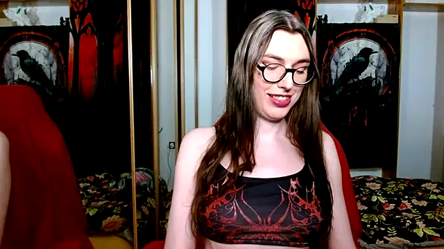 Snapshot of bluerose00 chatting on October 4, 7:15 pm bluerose00 online show from October 4, 7:15 pm
