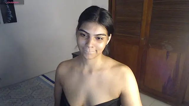 Pocahontas Princess  online show from November 3, 4:07 am