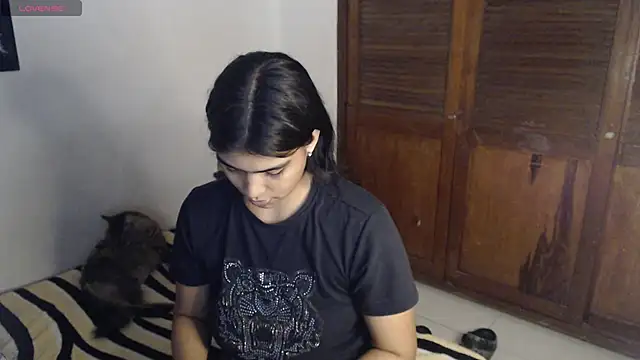 Pocahontas Princess  online show from December 15, 5:35 am