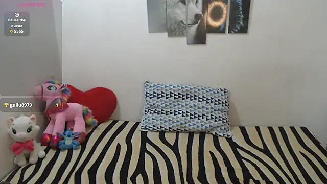 Pocahontas Princess  online show from November 14, 1:48 pm