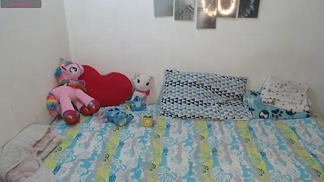 Pocahontas Princess  online show from December 21, 5:09 am