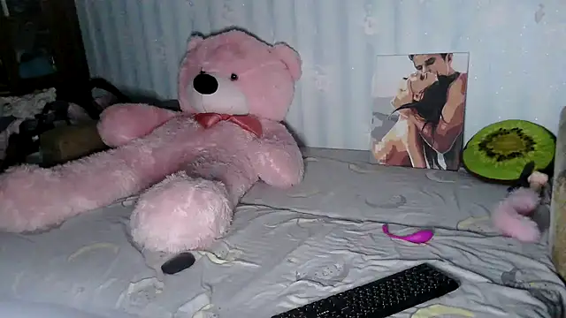 DreamKarina online show from September 18, 4:54 pm