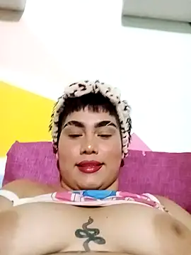 Snapshot of Marilin_Jessie chatting on November 17, 8:24 pm Marilin Jessie online show from November 17, 8:24 pm