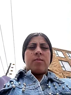 Snapshot of girl_anni chatting on March 13, 5:39 pm girl anni online show from March 13, 5:39 pm
