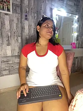 Violetrousse online show from March 10, 6:45 pm