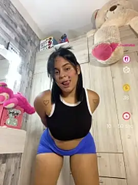Violetrousse online show from May 15, 5:11 pm