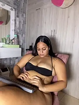 Violetrousse online show from June 11, 12:54 am