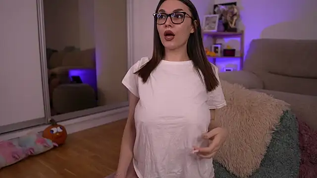 Snapshot of Mona_Lisss chatting on November 25, 12:38 pm Mona Lisss online show from November 25, 12:38 pm