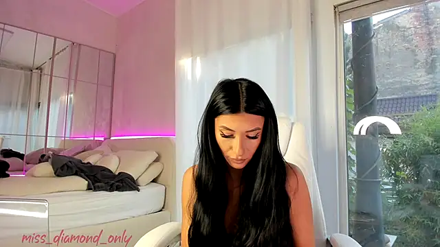 missdiamond  online show from October 20, 6:26 am