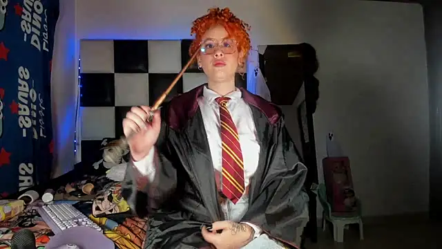 Nami Curls online show from October 31, 4:53 am