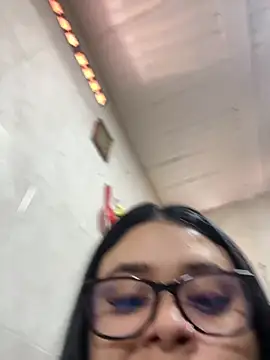 Snapshot of alissonfernandez_ chatting on October 1, 3:38 pm alissonfernandez online show from October 1, 3:38 pm