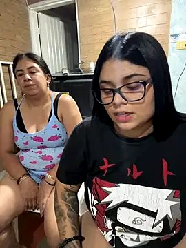 Snapshot of alissonfernandez_ chatting on October 5, 10:55 pm alissonfernandez online show from October 5, 10:55 pm