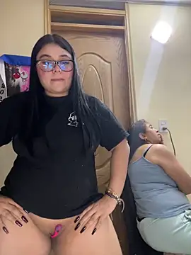 alissonfernandez  online show from March 26, 10:46 am