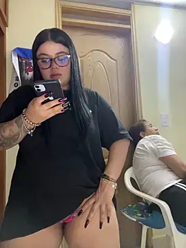 alissonfernandez  online show from February 27, 10:26 am