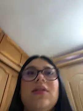 Snapshot of alissonfernandez_ chatting on November 9, 6:12 pm alissonfernandez online show from November 9, 6:12 pm