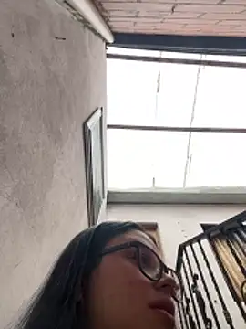 alissonfernandez  online show from May 23, 5:45 pm