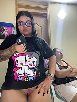 alissonfernandez  online show from March 12, 2:28 am