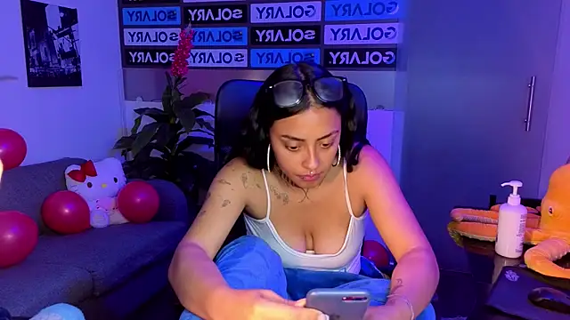 Lovely celeste online show from February 15, 9:19 am