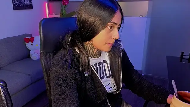 Lovely celeste online show from February 26, 4:01 am