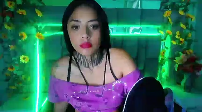 Snapshot of Lovely_celeste chatting on February 15, 2:26 am Lovely celeste online show from February 15, 2:26 am