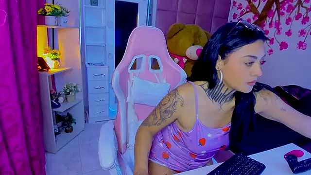 Lovely celeste online show from July 9, 1:32 pm