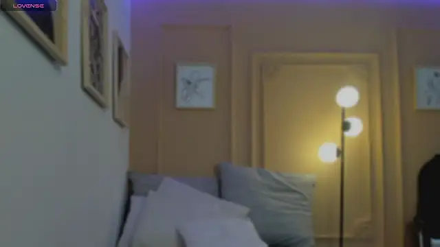 marian pinzon online show from February 11, 7:03 pm