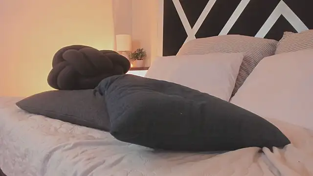 Snapshot of marian_pinzon chatting on December 3, 5:19 am marian pinzon online show from December 3, 5:19 am