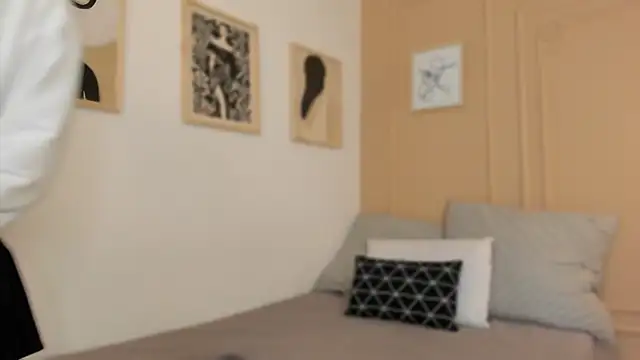 marian pinzon online show from March 25, 7:35 pm