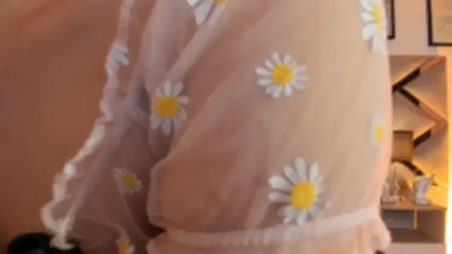 marian pinzon online show from April 16, 9:39 pm