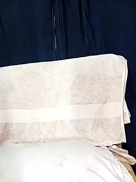 Aashixxx12 online show from February 16, 10:51 pm