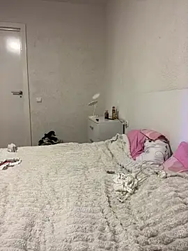 Snapshot of Alissa_kiss chatting on February 4, 8:28 pm Alissa kiss online show from February 4, 8:28 pm
