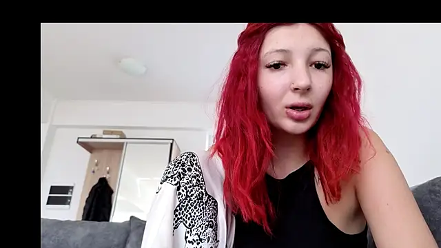 Snapshot of Alissa_kiss chatting on October 2, 10:51 am Alissa kiss online show from October 2, 10:51 am