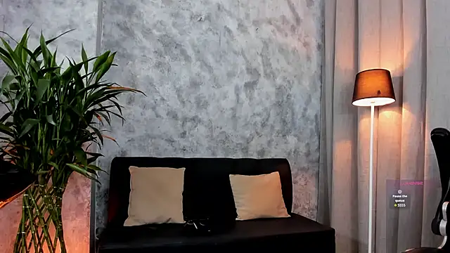 boyc022  online show from March 23, 9:42 am