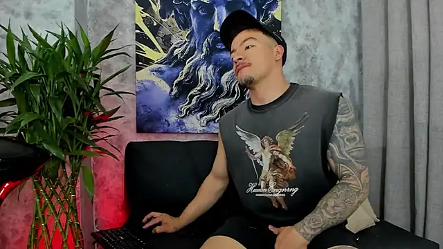 boyc022  online show from February 8, 4:43 am