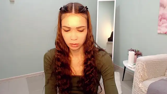 Snapshot of AmyJonas chatting on March 13, 4:49 am AmyJonas online show from March 13, 4:49 am