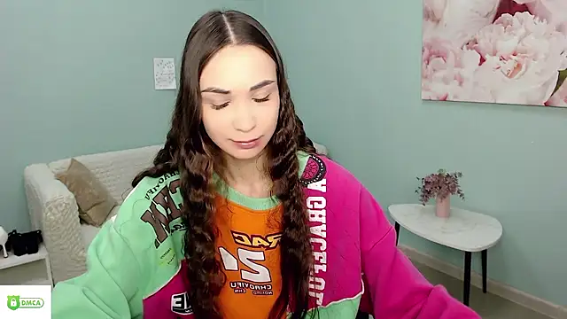 AmyJonas online show from January 12, 4:30 am